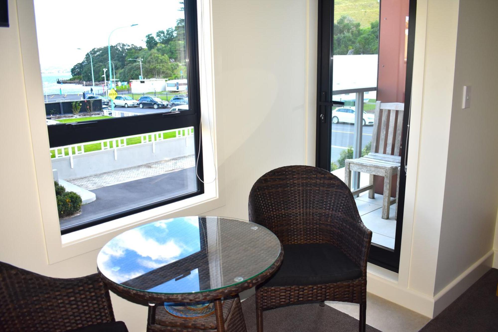 6 On Adams Aparthotel Mount Maunganui Exterior foto